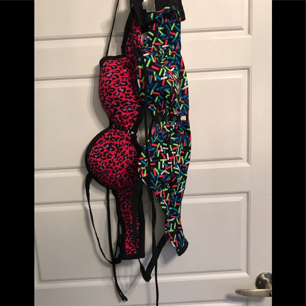 Set of 2 brand new bikini top